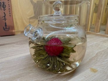 Preview: Gong Yi Cha - Kunsttee (Weißer Tee mit Blüten) - Großpackung