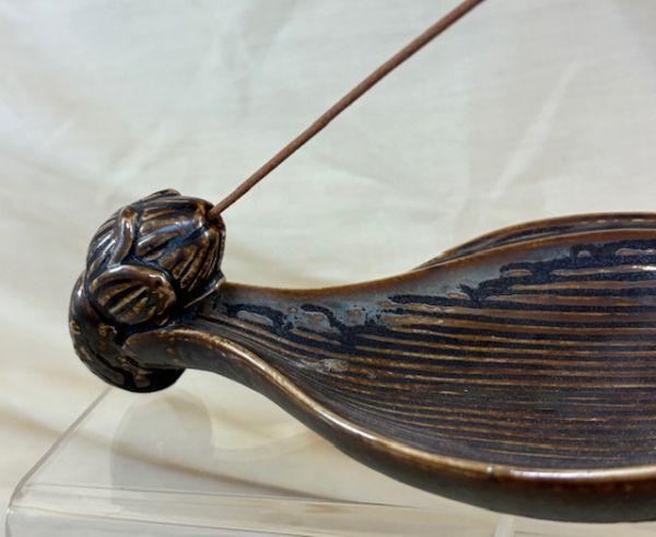 Räucherstäbchenhalter